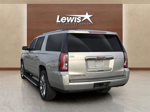 Used 2016 GMC Yukon XL Denali w/ Open Road Package image 3