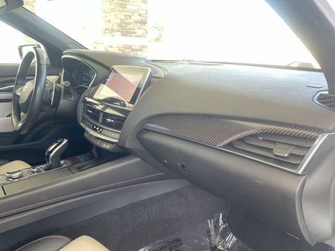 Used 2023 Cadillac CT5 Sport RWD image 29