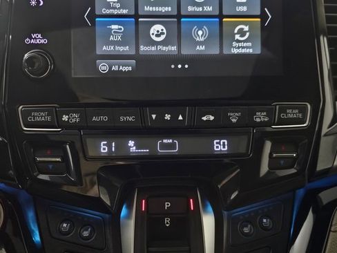 Used 2023 Honda Odyssey Elite image 37