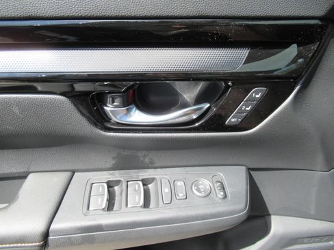 Used 2026 Honda CR-V Sport Touring image 22