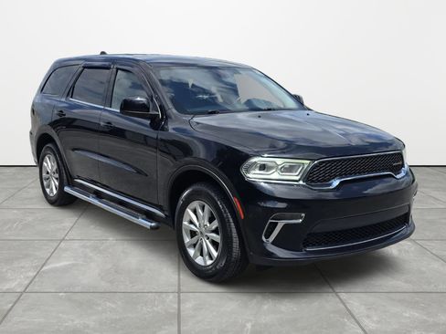 Used 2021 Dodge Durango SXT w/ 3rd Row Seating Group AWD/4WD image 2