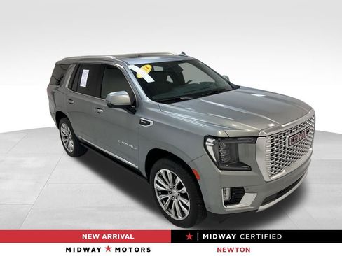 Used 2024 GMC Yukon Denali w/ Denali Reserve Package AWD/4WD image 1
