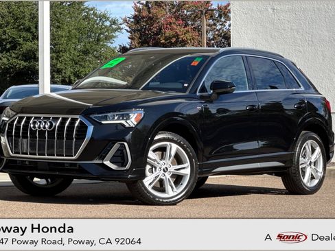Used 2023 Audi Q3 2.0T Premium w/ Convenience Package AWD/4WD image 1