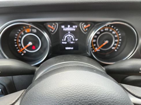 Used 2022 Jeep Wrangler Unlimited Sport AWD/4WD image 15