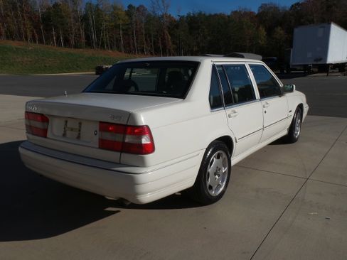 Used 1997 Volvo 960 Sedan image 18