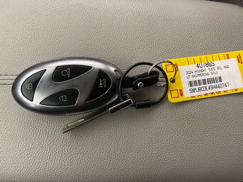 Certified 2025 Hyundai Tucson SEL AWD/4WD image 26