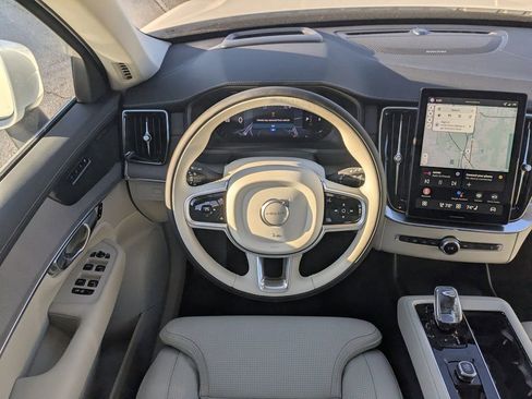 New 2026 Volvo XC90 B6 Ultra w/ Protection Package AWD/4WD image 23