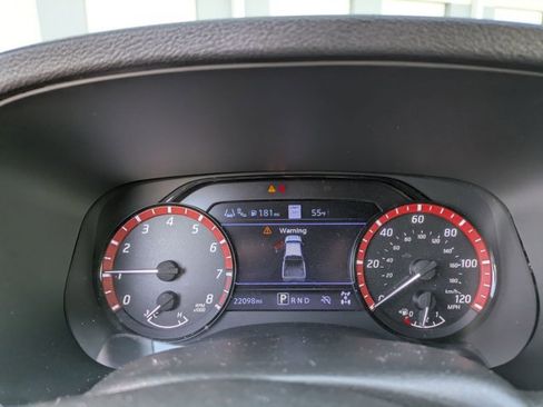 Used 2024 Nissan Frontier PRO-4X w/ Pro Premium Package image 11