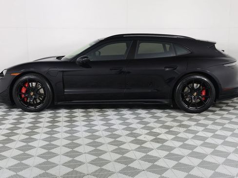 Certified 2024 Porsche Taycan GTS AWD/4WD image 2