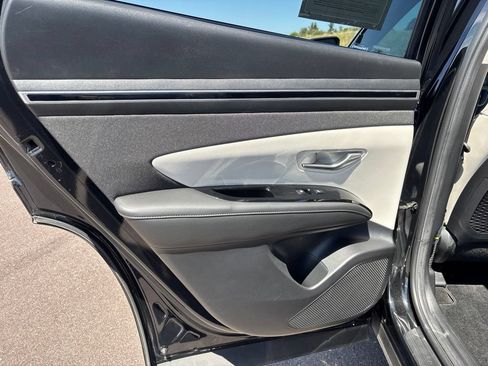 Certified 2023 Hyundai Tucson Limited AWD/4WD image 14