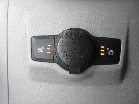 Used 2009 Saturn Vue XR w/ Convenience Package image 32