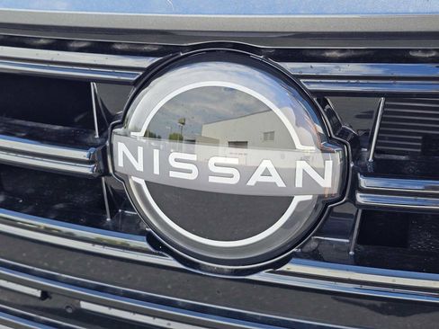 New 2025 Nissan Versa SV w/ Trunk Package image 3