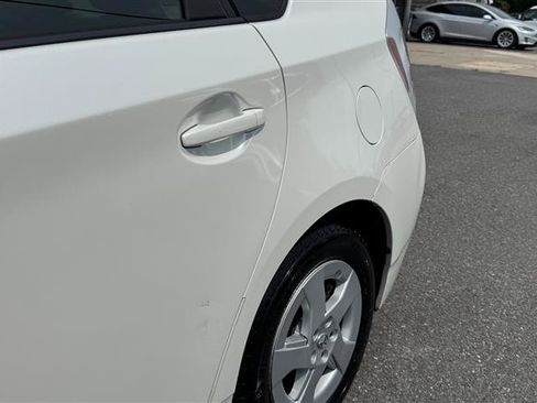 Used 2011 Toyota Prius Three w/ Solar Roof Pkg FWD image 12
