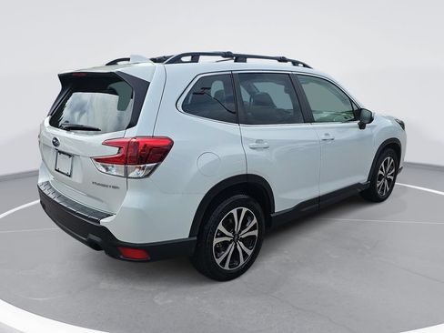 Used 2023 Subaru Forester Limited w/ Popular Package #2 AWD/4WD image 5