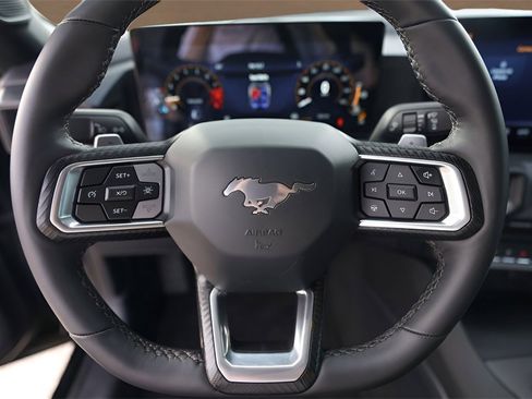 Used 2025 Ford Mustang GT image 12