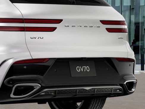 New 2026 Genesis GV70 2.5T Sport Prestige AWD/4WD image 15