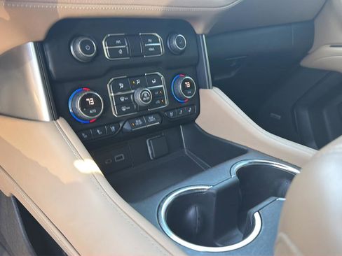 Used 2022 Chevrolet Tahoe Premier image 27