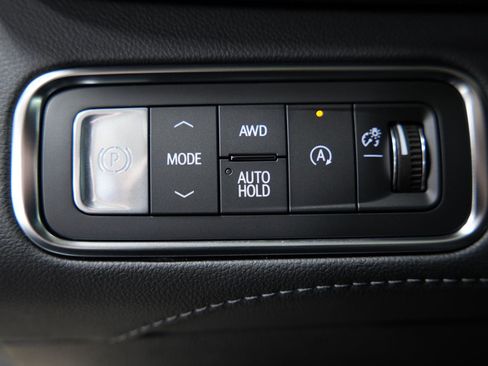 New 2026 Buick Enclave Sport Touring w/ Power Package image 28