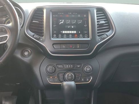 Used 2021 Jeep Cherokee Latitude Lux w/ Comfort/Convenience Group FWD image 13