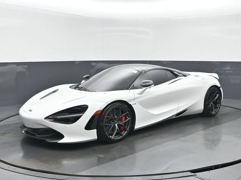 Used 2020 McLaren 720S Performance RWD image 7