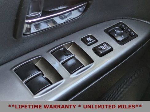 Used 2024 Mitsubishi Outlander Sport SE image 25