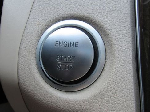 Used 2016 Mercedes-Benz C 300 Sedan image 42