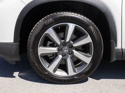 Used 2023 Honda Pilot Elite image 5
