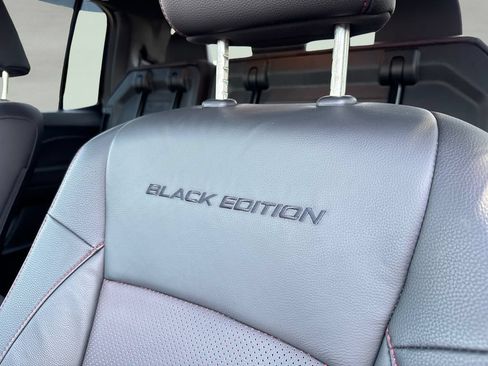 Used 2025 Honda Ridgeline Black Edition image 11