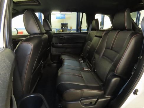 Certified 2023 Honda Passport TrailSport image 13