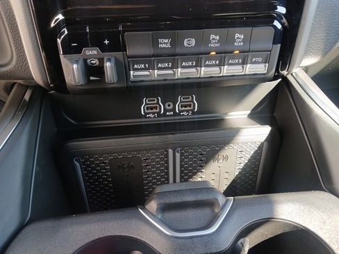 New 2026 RAM 4500 Laramie w/ Laramie Trim Package image 39