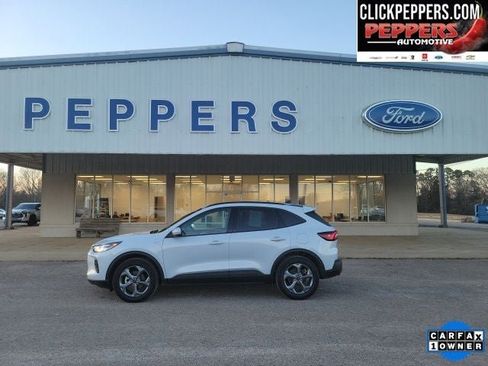 Used 2025 Ford Escape ST-Line Elite image 1