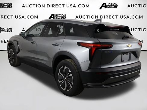 Used 2024 Chevrolet Blazer EV LT AWD/4WD image 42