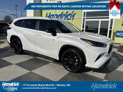 Used 2024 Toyota Highlander XLE
