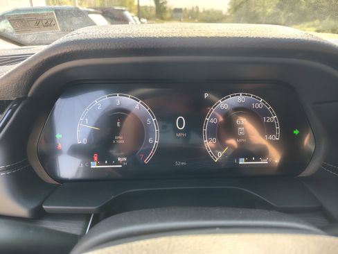 New 2026 Jeep Grand Cherokee Altitude AWD/4WD image 33