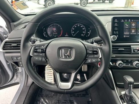 Certified 2018 Honda Accord Sport image 17
