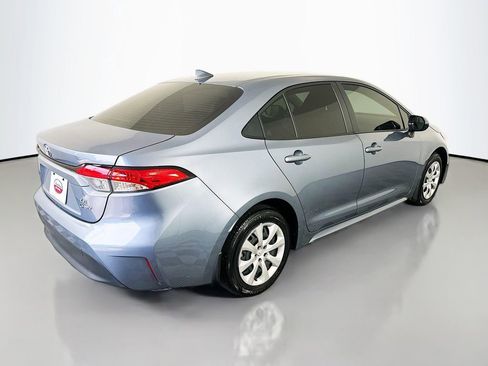 Certified 2025 Toyota Corolla LE FWD image 5