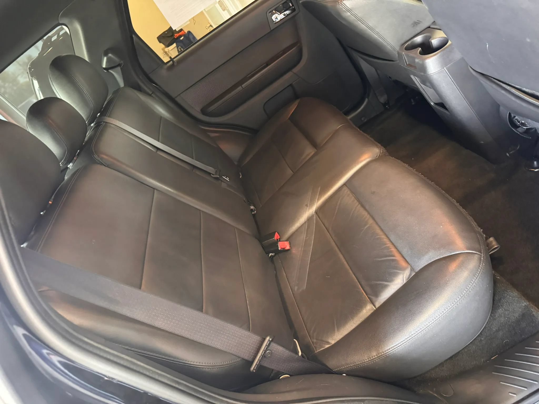 Used 2012 Ford Escape Limited w/ Class II Trailer Tow Pkg FWD image 22