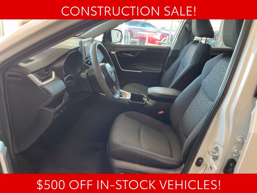 Used 2023 Toyota RAV4 XLE w/ Convenience Package AWD/4WD image 9