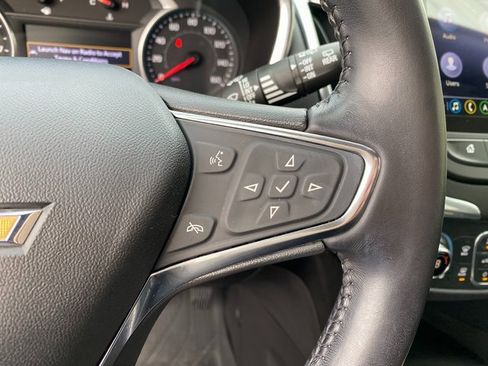 Used 2020 Chevrolet Equinox LT image 29