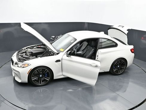 Used 2017 BMW M2 image 67