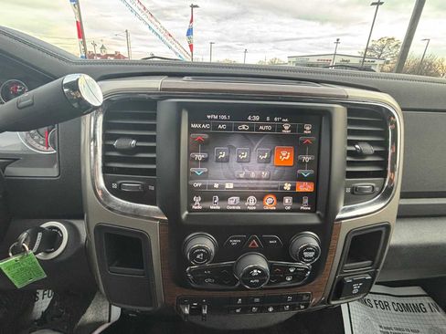 Used 2015 RAM 2500 Laramie image 29