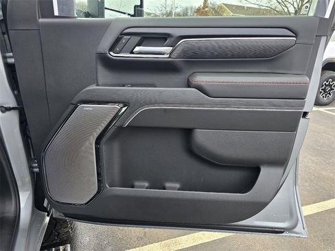 New 2026 GMC Sierra 2500 AT4X image 32