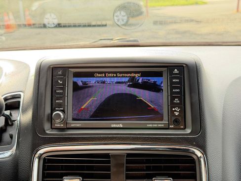 Used 2020 Dodge Grand Caravan GT FWD image 61