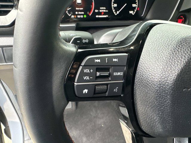 Used 2025 Honda Pilot Sport image 23