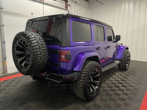 Used 2023 Jeep Wrangler Unlimited Sahara image 8