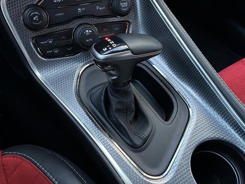 Used 2016 Dodge Challenger SRT Hellcat image 22