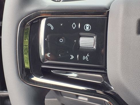 Certified 2026 Land Rover Range Rover Evoque S image 16