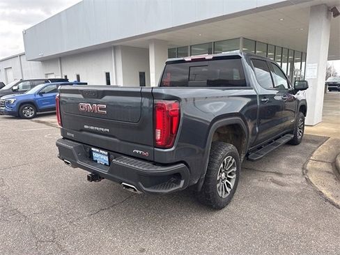 Used 2020 GMC Sierra 1500 AT4 w/ AT4 Preferred Package image 3