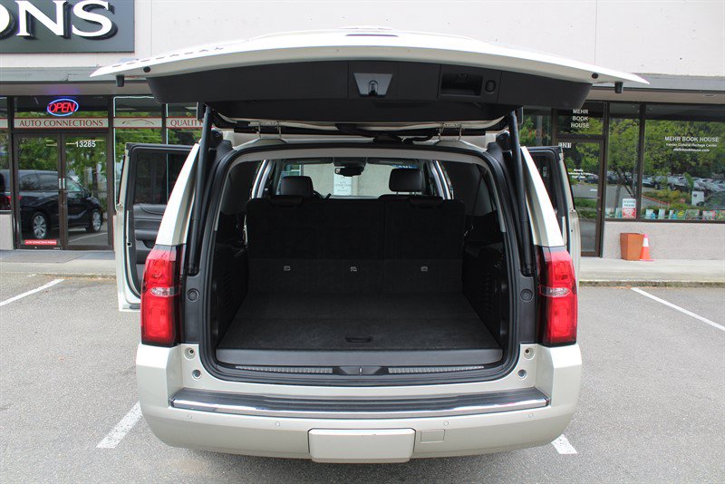 Used 2016 Chevrolet Suburban LTZ AWD/4WD image 28