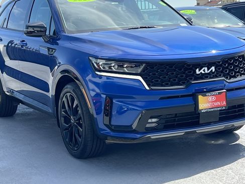 Certified 2023 Kia Sorento SX image 11